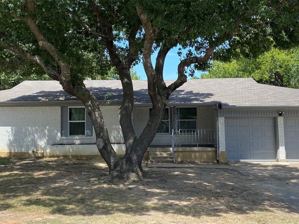 4824 Trail Lake Dr, Fort Worth, TX 76133