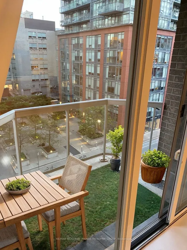 Additional image 11 of 330 Adelaide St Unit 605