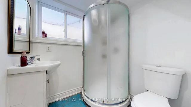 Additional image 37 of 12A Kenmore Ave