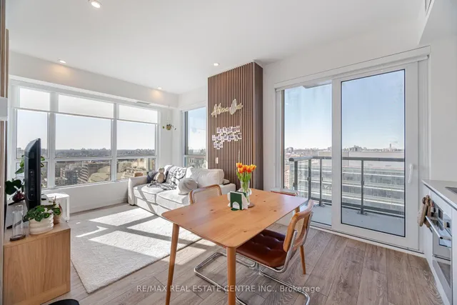 Additional image 10 of 108 Peter St Unit 2613