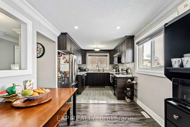 Additional image 11 of 245 Centre St