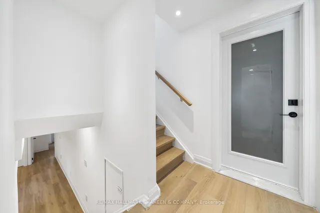 Additional image 39 of 27 Christine Cres