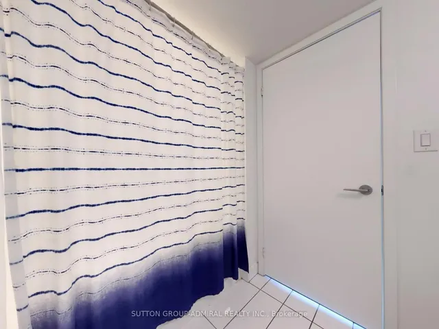 Additional image 26 of 21 Iceboat Terr Unit 1710