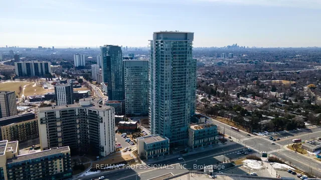 Additional image 41 of 70 Forest Manor Rd Unit 1806