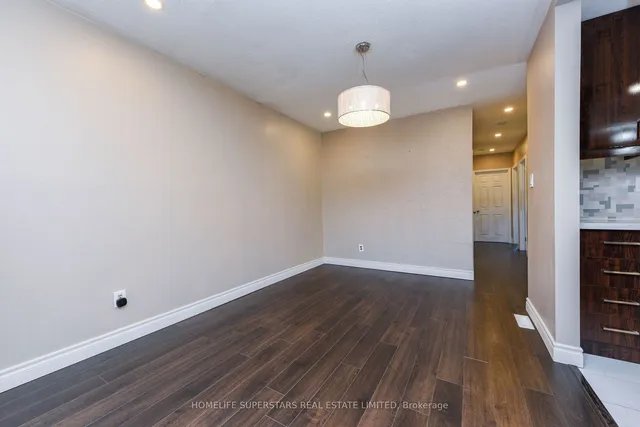 Additional image 17 of 3424 Laddie Cres