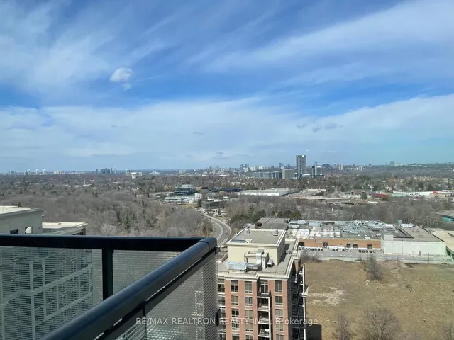 Additional image 21 of 20 Inn On The Park Dr Unit 2539