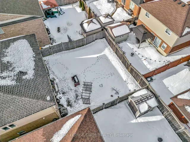 Additional image 40 of 7 Bocelli Cres