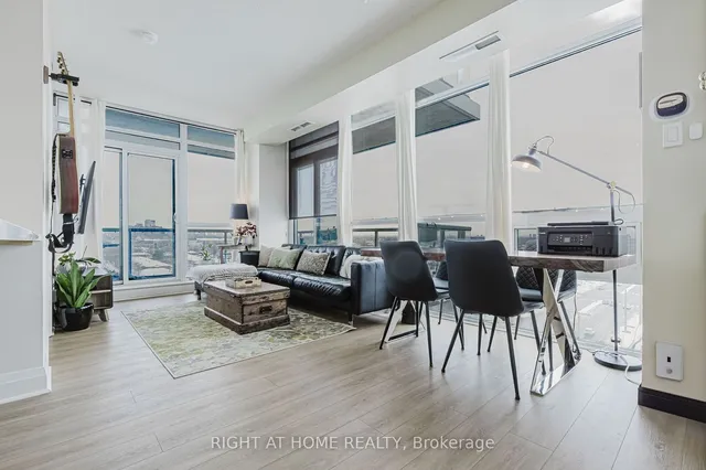 Additional image 2 of 1185 The Queensway N/A Unit 815