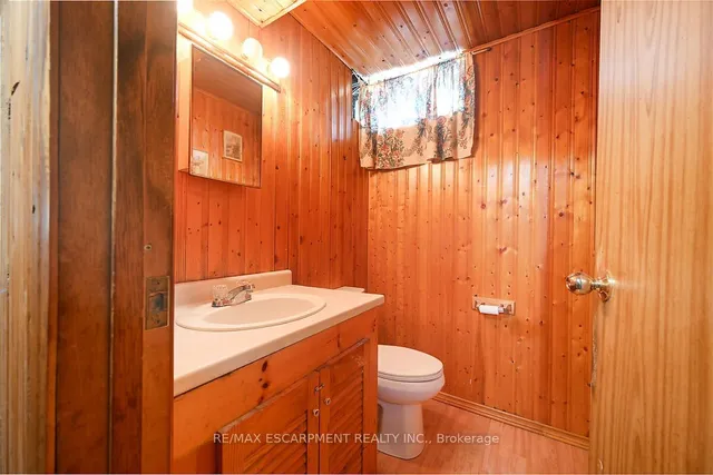 Additional image 18 of 105 Lilacside Dr