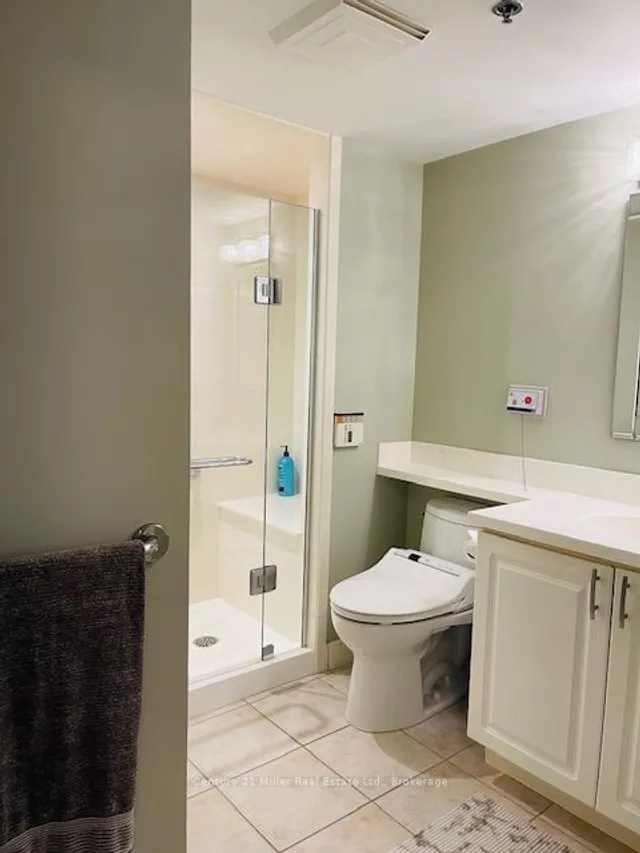 Additional image 11 of 100 Burloak Dr Unit 2407