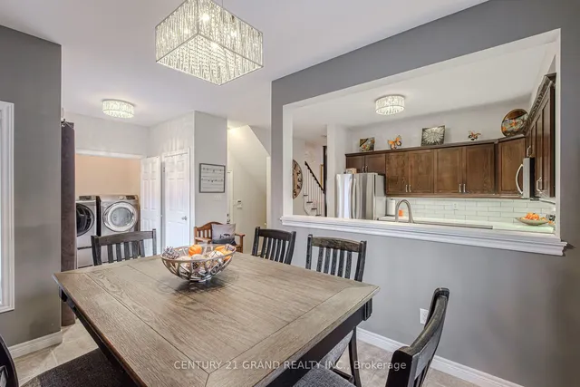 Additional image 20 of 229 Springvalley Cres