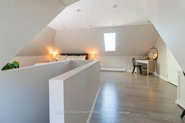 Additional image 30 of 21 Murray St