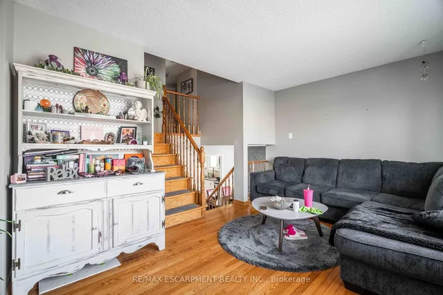 Additional image 22 of 9 Beachgrove Cres