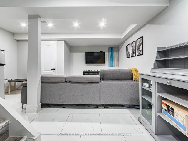 Additional image 26 of 2163 King St