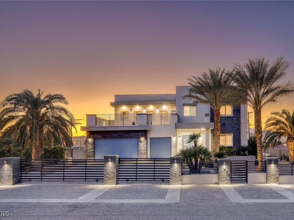 675 Benedict Dr, Sunrise Manor, NV 89110