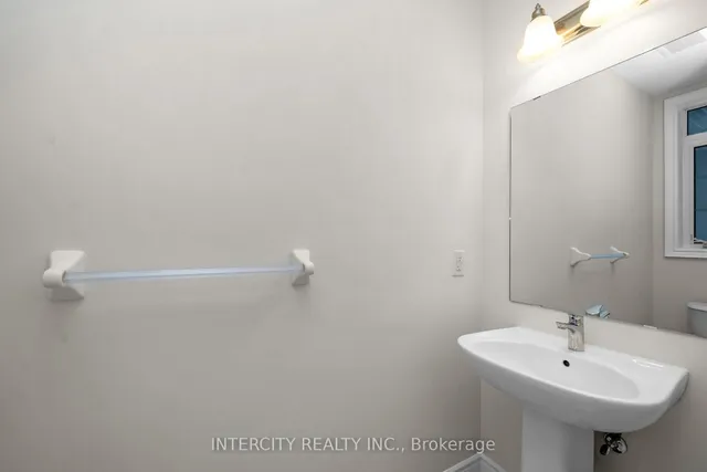 Additional image 15 of 58 Claremont Dr