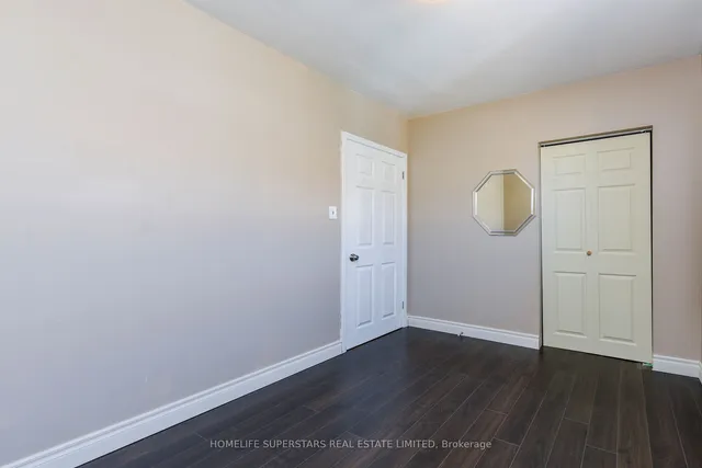 Additional image 20 of 3424 Laddie Cres