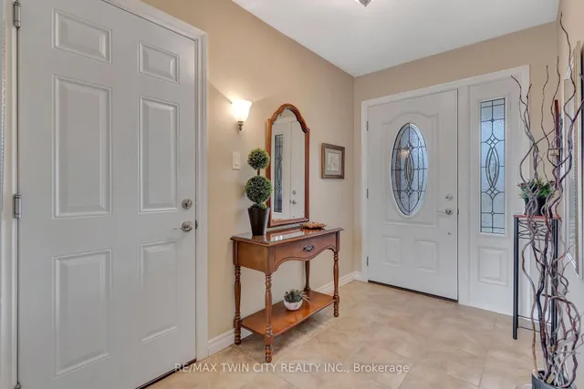 Additional image 4 of 158 Martinglen Cres