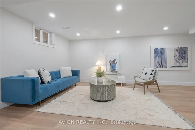 Additional image 30 of 10 Resolution Cres