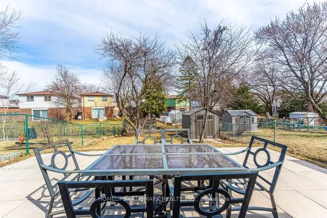 Additional image 22 of 89 PETWORTH Cres