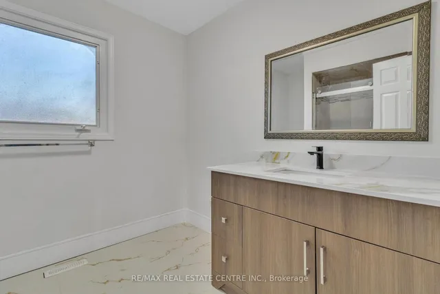 Additional image 34 of 27 Kentucky Dr