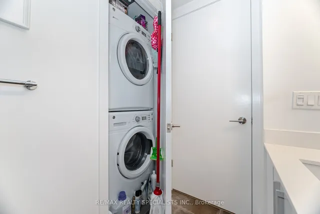 Additional image 18 of 2212 Lakeshore Blvd Unit 2910