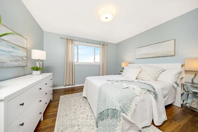 Additional image 28 of 703 Laurier Ave