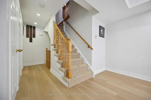 Additional image 18 of 37 Four Winds Dr Unit 18