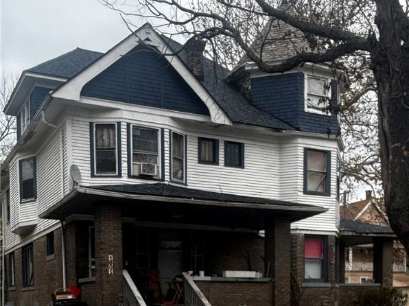9805 Pierpont Ave, Cleveland, OH 44108