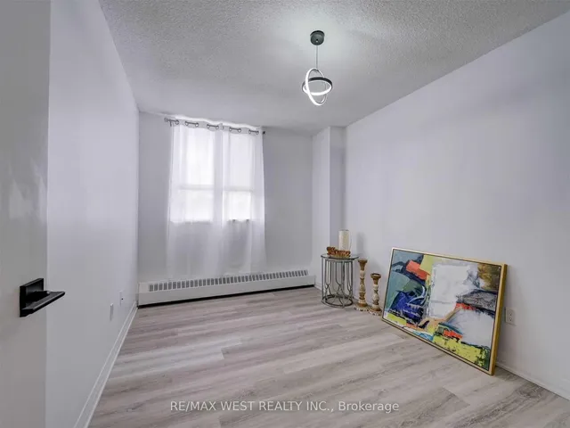 Additional image 20 of 1615 Bloor St Unit 411