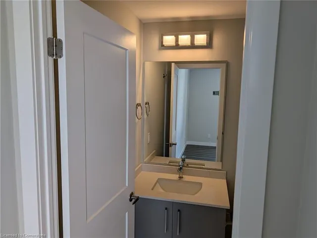 Additional image 25 of 15 Queen St Unit 1707