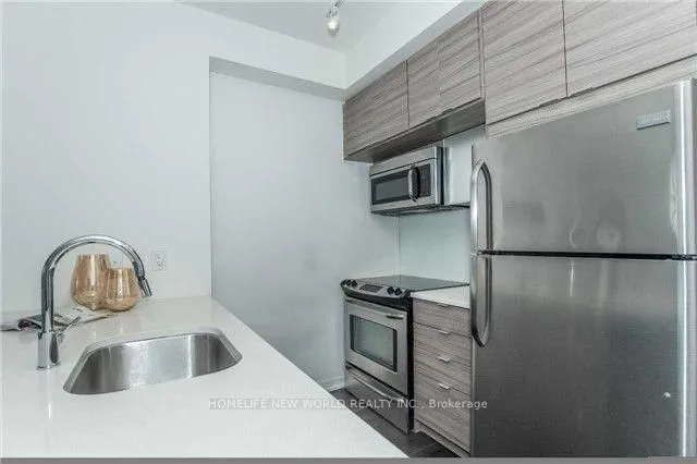 Additional image 7 of 62 Forest Manor Rd Unit 302