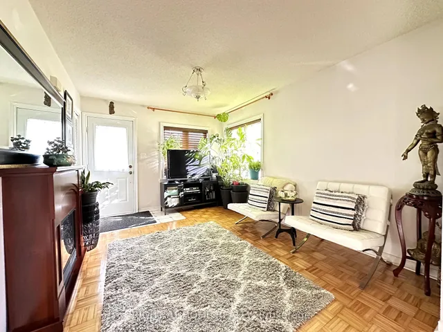 Additional image 10 of 28 Huntington Ave