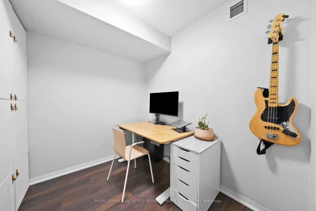 Additional image 16 of 35 Bastion St Unit 825