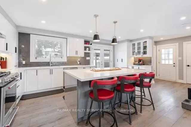 Additional image 25 of 4 Pacer Crt