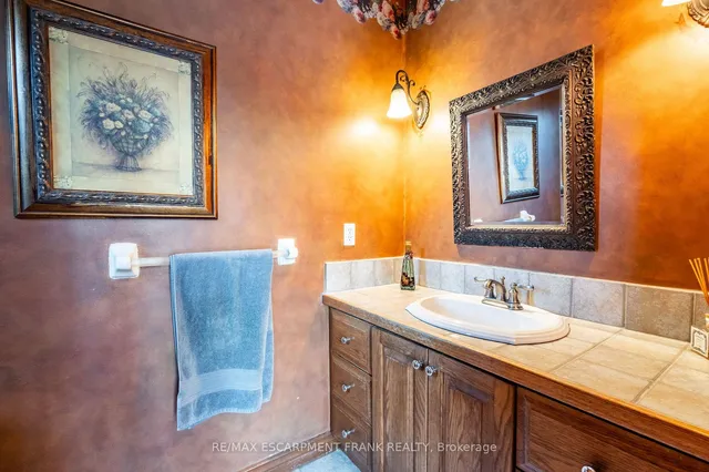 Additional image 19 of 3260 Guyatt Rd