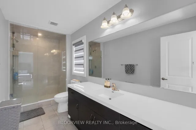 Additional image 24 of 594 Queen Mary Dr