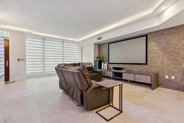 Additional image 11 of 39 Queens Quay Unit TH103