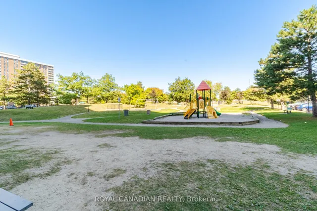 Additional image 26 of 17 Knightsbridge Rd Unit 1605