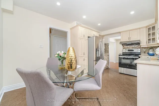 Additional image 10 of 75 Banting Cres