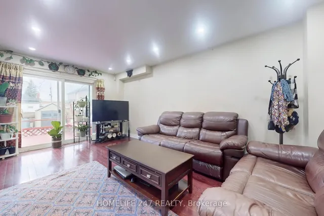 Additional image 7 of 38 Deanscroft Sq