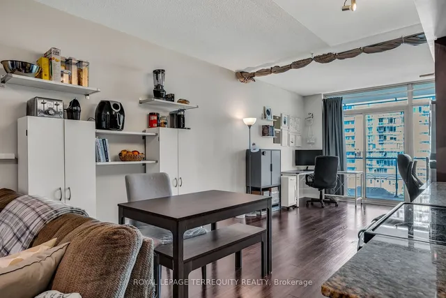 Additional image 5 of 103 The Queensway N/A Unit 603