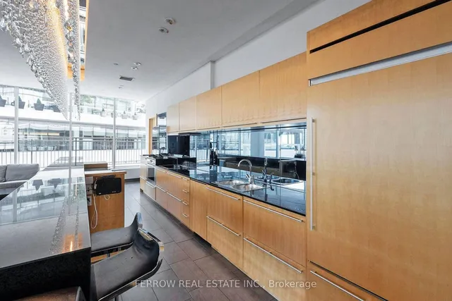 Additional image 24 of 55 Bremner Blvd Unit 1306