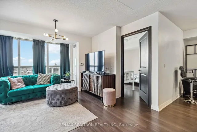 Additional image 17 of 30 Meadowglen Pl Unit 1905