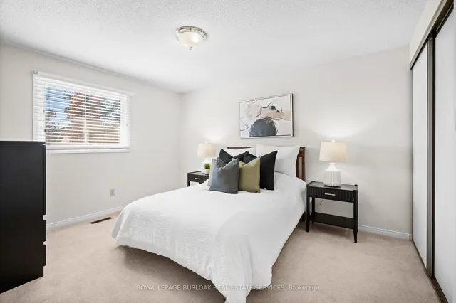 Additional image 25 of 3264 Mead Cres