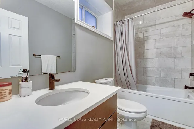 Additional image 32 of 621 Florencedale Cres