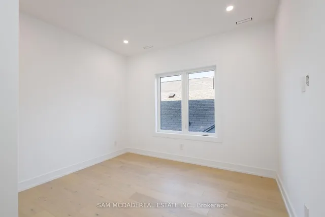 Additional image 27 of 24 Twenty First St