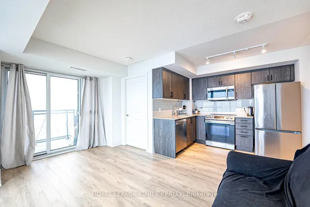 Additional image 15 of 20 Meadowglen Pl Unit 1806