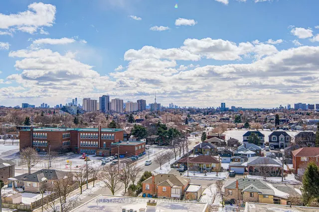 Additional image 37 of 800 Lawrence Ave Unit 812