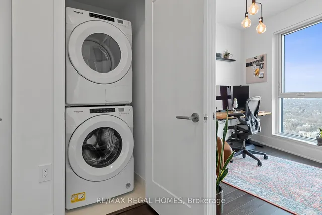 Additional image 21 of 585 Bloor St Unit 3215